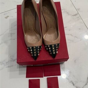 Valentino Garavani Tan and Black Studded Heels